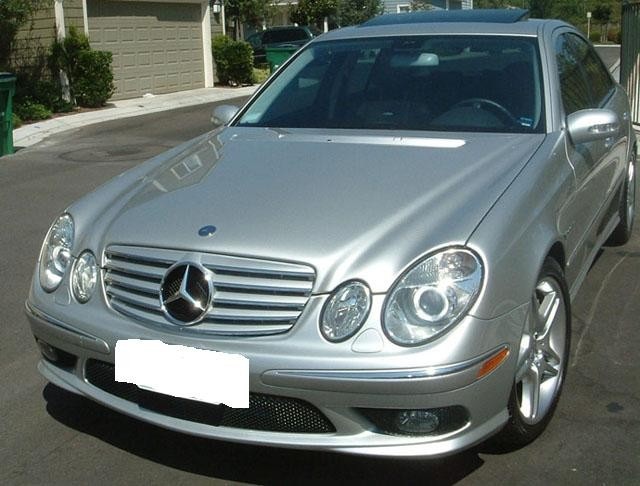 Решітка радіатора Mercedes W211 (02-06) стиль AMG (срібло/ хром смужки), фото 1