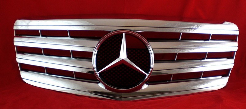 Решітка радіатора Mercedes W211 рестайл стиль AMG (хром)