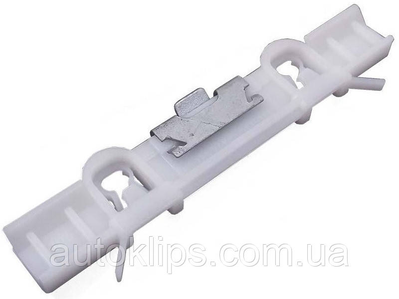 Кліпса кріплення молдінга лобового вікна Opel Zafira A, Astra G / 0188550