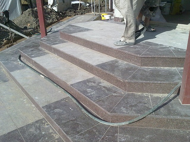 Гранітна плитка 300х600х20 на підлогу та стіну облицювальний натуральний камінь граніт, фото 1