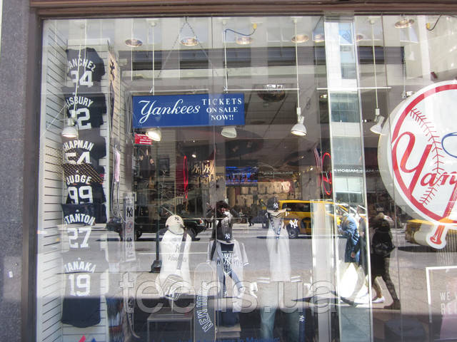 Нью-Йорк,магазин клубу Yankees Розділ Трикотажні спортивні костюми жіночі - фото teens.ua - Нью-Йорк,магазин клубу Yankees