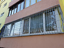 Решетки на окна выпуклые луковица 5