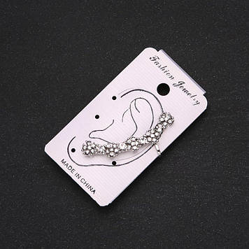 Каф на вушко сріблястий білі стрази, білі квіточки