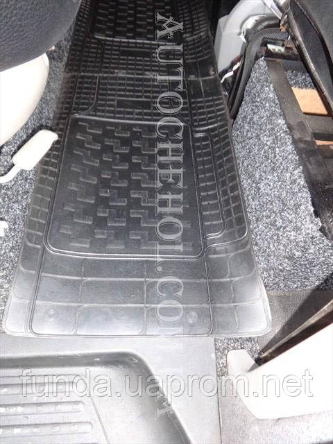 Гумові килимки другого ряду Opel Vivaro 2001, Польща