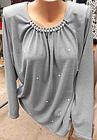 Нарядная женская блузка с украшением жемчужин