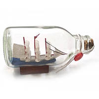 Сувенірний Вітрильник у скляній пляшці