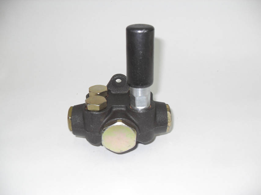 Насос подкачки топлива 612600080218, 612600080338 на