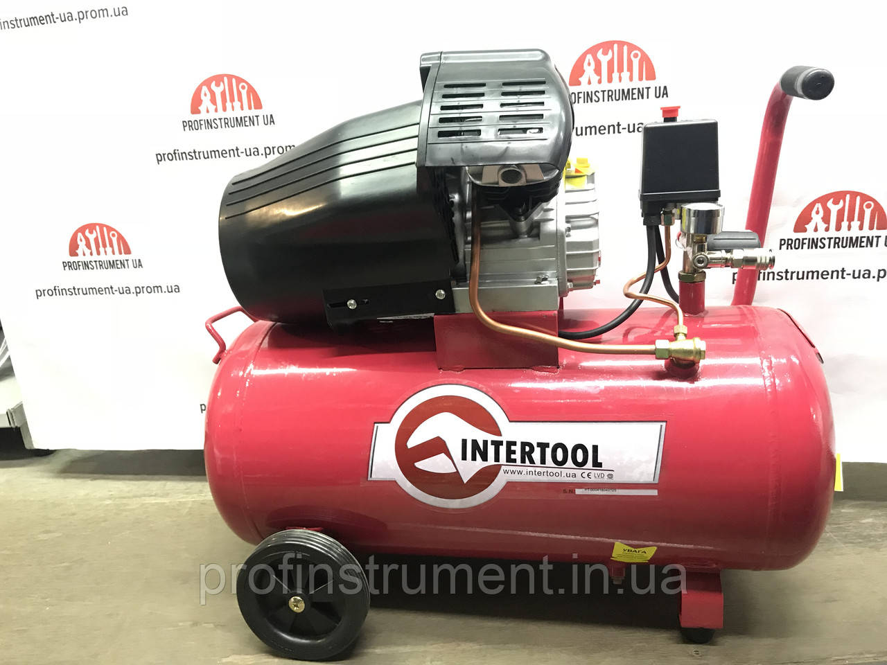 Компресор 2-х циліндровий INTERTOOL PT-0004 (50 л, 3 HP, 2,23 кВт, 220 В, 8 атм, 354 л/хв)