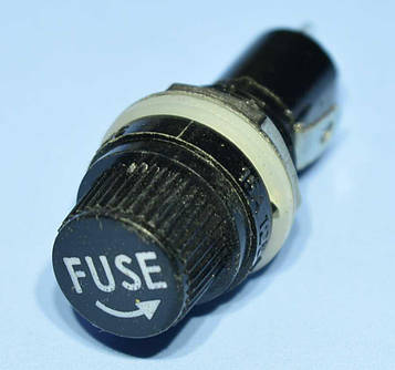 Тримач запобіжника 5х20мм (монтаж на корпус) F-506, Китай