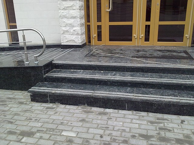 Гранітні сходи Лабрадорит, фото 1