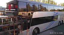 Производство и замена лобового стекла триплекс на автобусе Van Hool td 924 Astromega  в Никополе (Украина). 10
