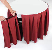 Фуршетная юбка с широкими пробелами между бантовыми складками. Расход 1:1,8 ткани. Стандартной высоты 1-2см от пола.