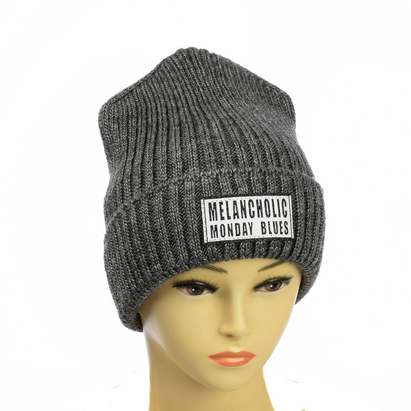 Молодіжна шапка з патчем темно-сірий