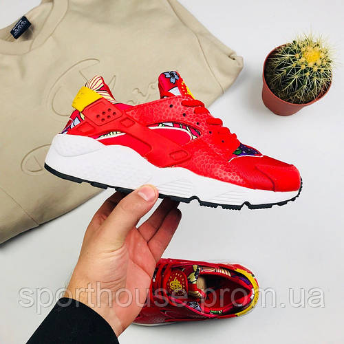 Nike air clearance huarache red floral