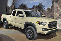 Toyota привезе на автосалон в Детройті оновлений пікап Tacoma