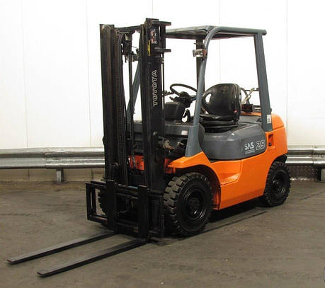 Навантажувач Toyota 42-7-FGF25 на газу, фото 2