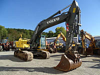 Гусеничный экскаватор Volvo EC290BNLC.