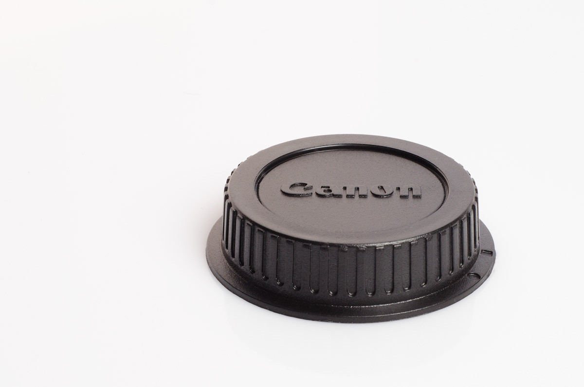 Кришка об'єктива задня Canon