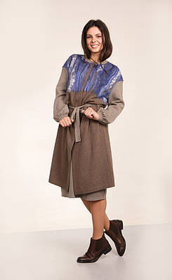 Кардиган з оригінальним декором