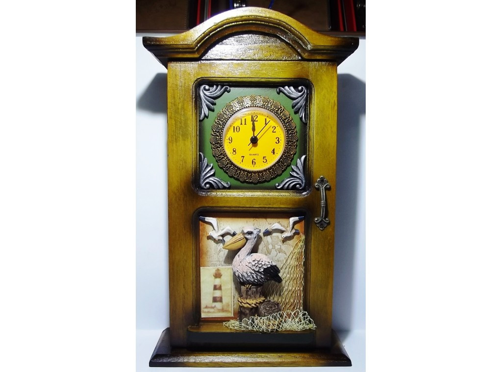 Ключниця дерев'яна на 4 гачка, 30*15см