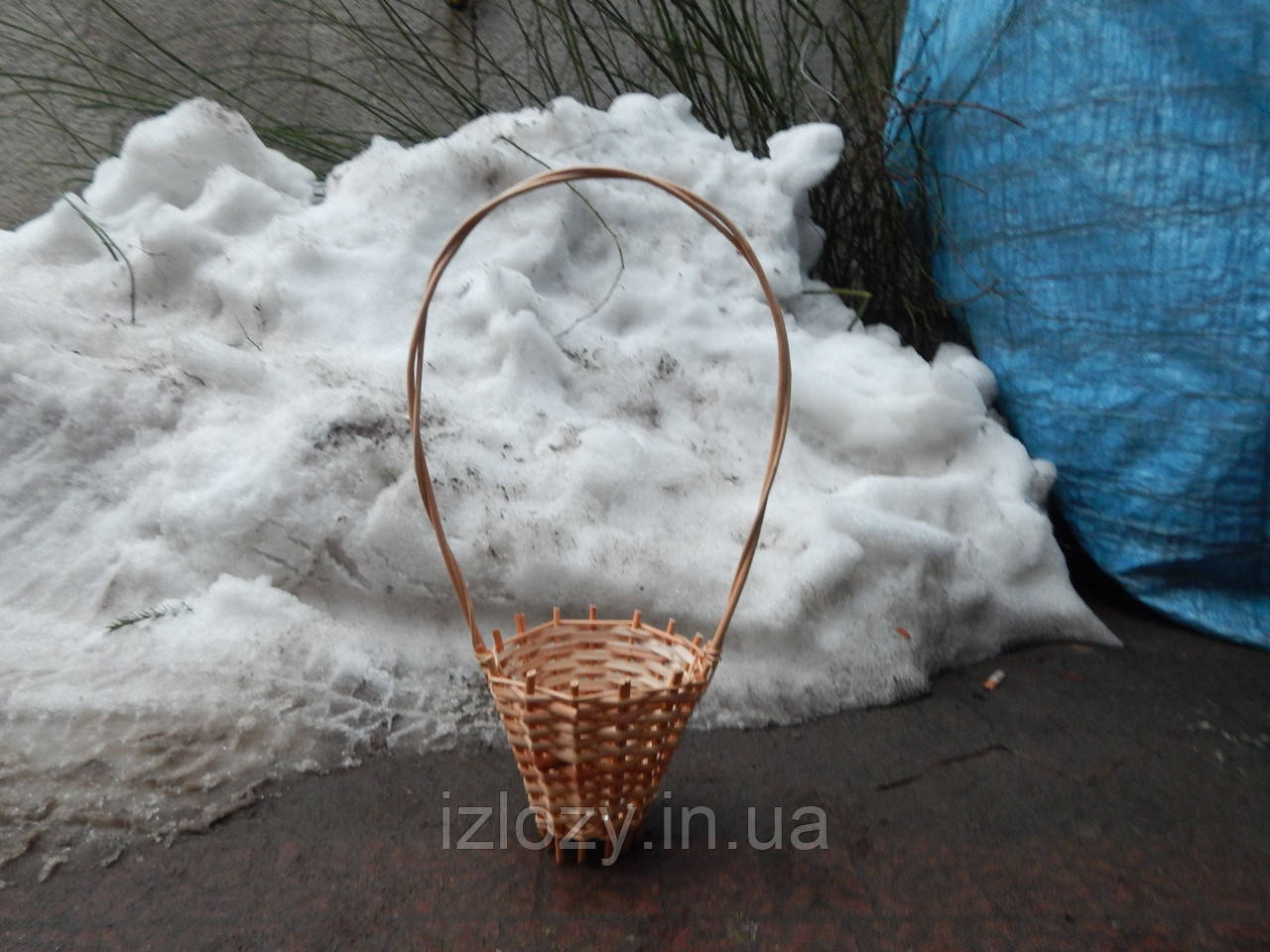 Подарунковий кошик з лози "Ліхтар"