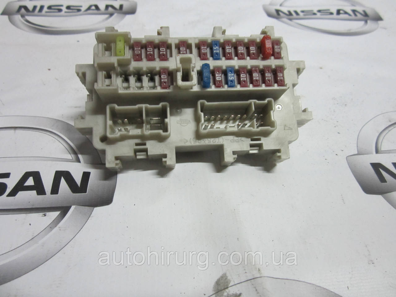 Блок запобіжників Nissan Navara D40 243505X00A