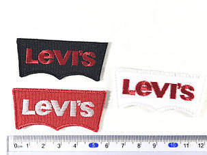 Нашивка Levis 60x26 мм чорний фон червоні літери, фото 2