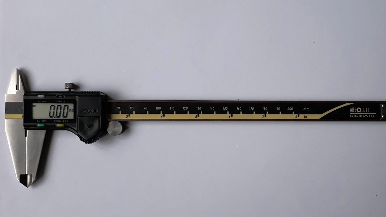 Штангенциркуль цифровий KM-DSM-300 (0-300/0,01; ±0.03 мм)