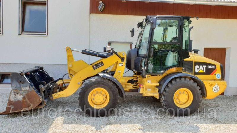 Передній навантажувач Caterpillar 907 H2. 