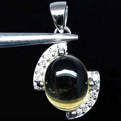 Кулон із цитрином у сріблясті