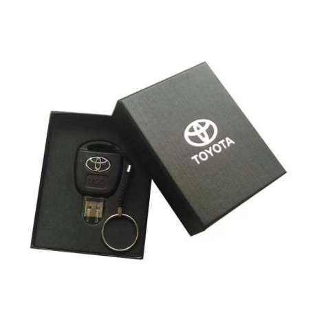 Флеш накопичувач USB з логотипом Toyota 16 GB