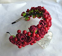 Обруч для волос с красными цветами и ягодами ручной работы "Традиция"