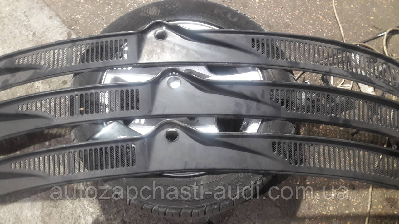 Вставка під лобове скло Audi 100 A6 C4 91-97г, фото 1