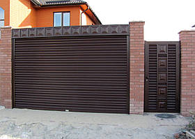 Сталеві рулонні автоматичні в'їзні ворота TM Hardwick ш3000мм, в2500 мм