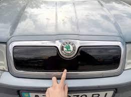 Зимова накладка Skoda Octavia A4 Tour 1998-2012 на решітку радіатора глянцева "FLY"