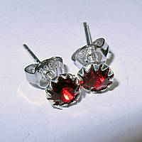Срібні сережки гвоздики червоні стерлінгове срібло 925 проба (1372)