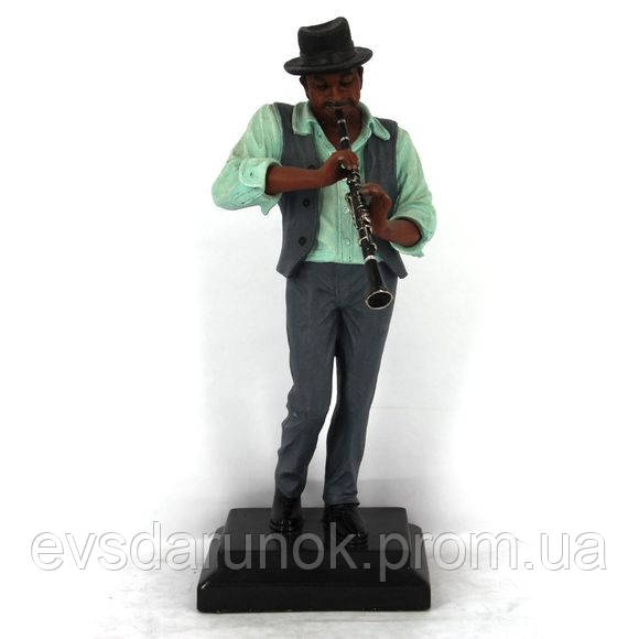 Статуетка музиканта з кларнетом, що виконує джаз музику S530