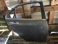 Двері задні праві сірі Honda Accord 03-08 б/у