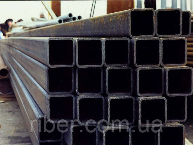 Труба квадратна 100х100х3 мм