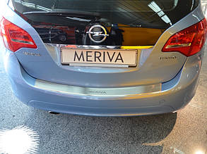 Накладка на бампер Opel Meriva (2011+)