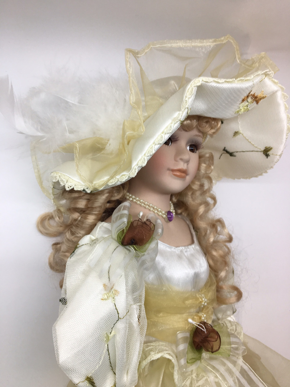 Подарочная сувенирная кукла, фарфоровая, коллекционная, 50 см 03-04 - фото 4 - id-p805874903