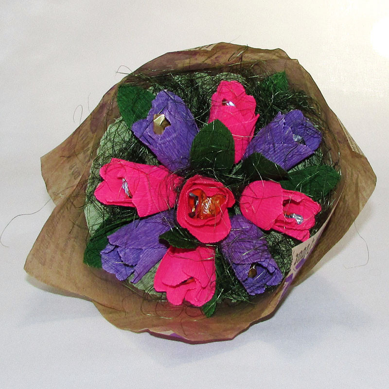 Букет из конфет Тюльпаны 9 розово-сиреневый - фото 3 - id-p807549205