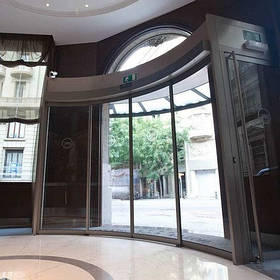 Автоматичні двері