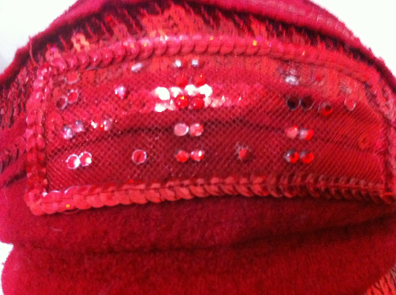 Стильная кепка из буклированной шерсти украшенная пайетками и декоративной сеткой - фото 7 - id-p68033878