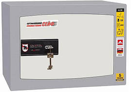 Зламостійкий сейф  Griffon M. 30.K  300(в)х425(ш)х345(гл). Корпус та двері сейфу - 4 мм. Ключовий замок