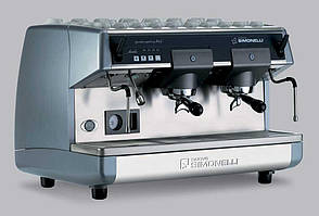 Кавоварка напівавтомат дворожкова Nuova Simonelli Aurelia 2GR S