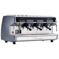 Кавоварка трирожкова напівавтоматична Nuova Simonelli Aurelia 3GR S