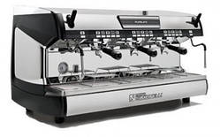Кавоварка трирожкова автоматична Nuova Simonelli Aurelia 3GR V