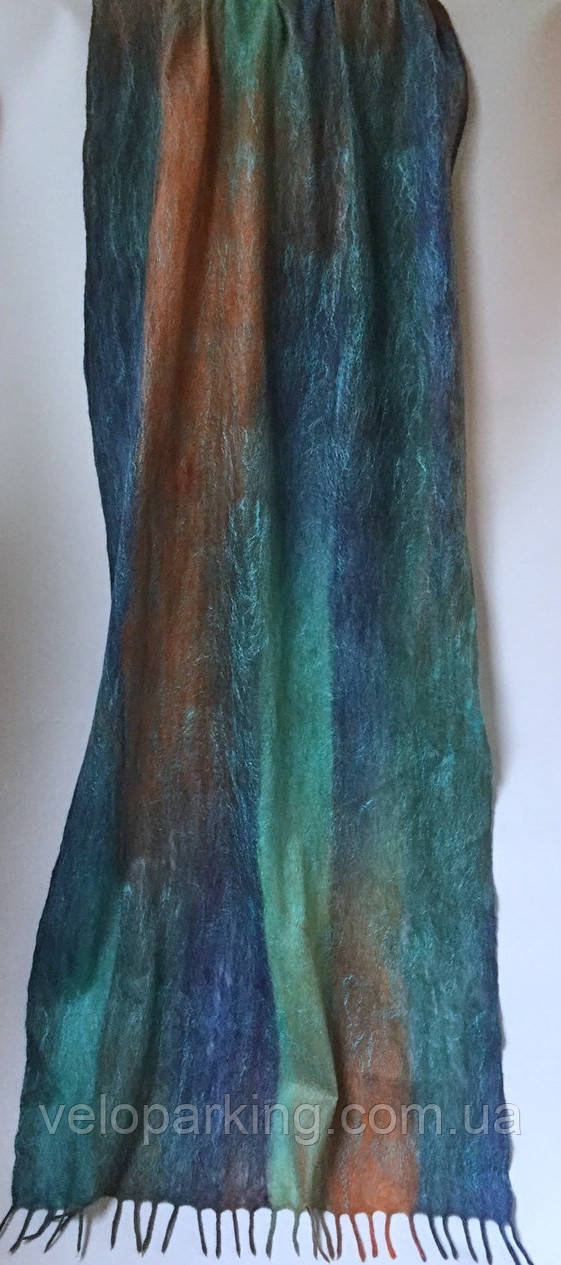 Шарф из валяной шерсти