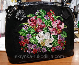 Готові сумки вишиті 3